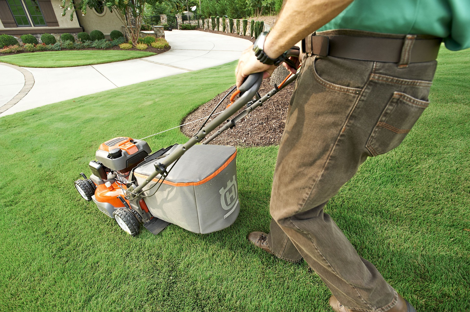 Cutting garden grass